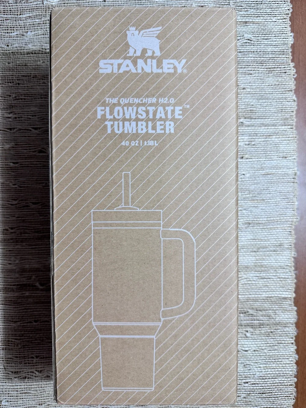 Stanley x LA Dodgers 40 oz Flowstate Quencher H2.O Tumbler Black with Oil Slick - Picture 11 of 14